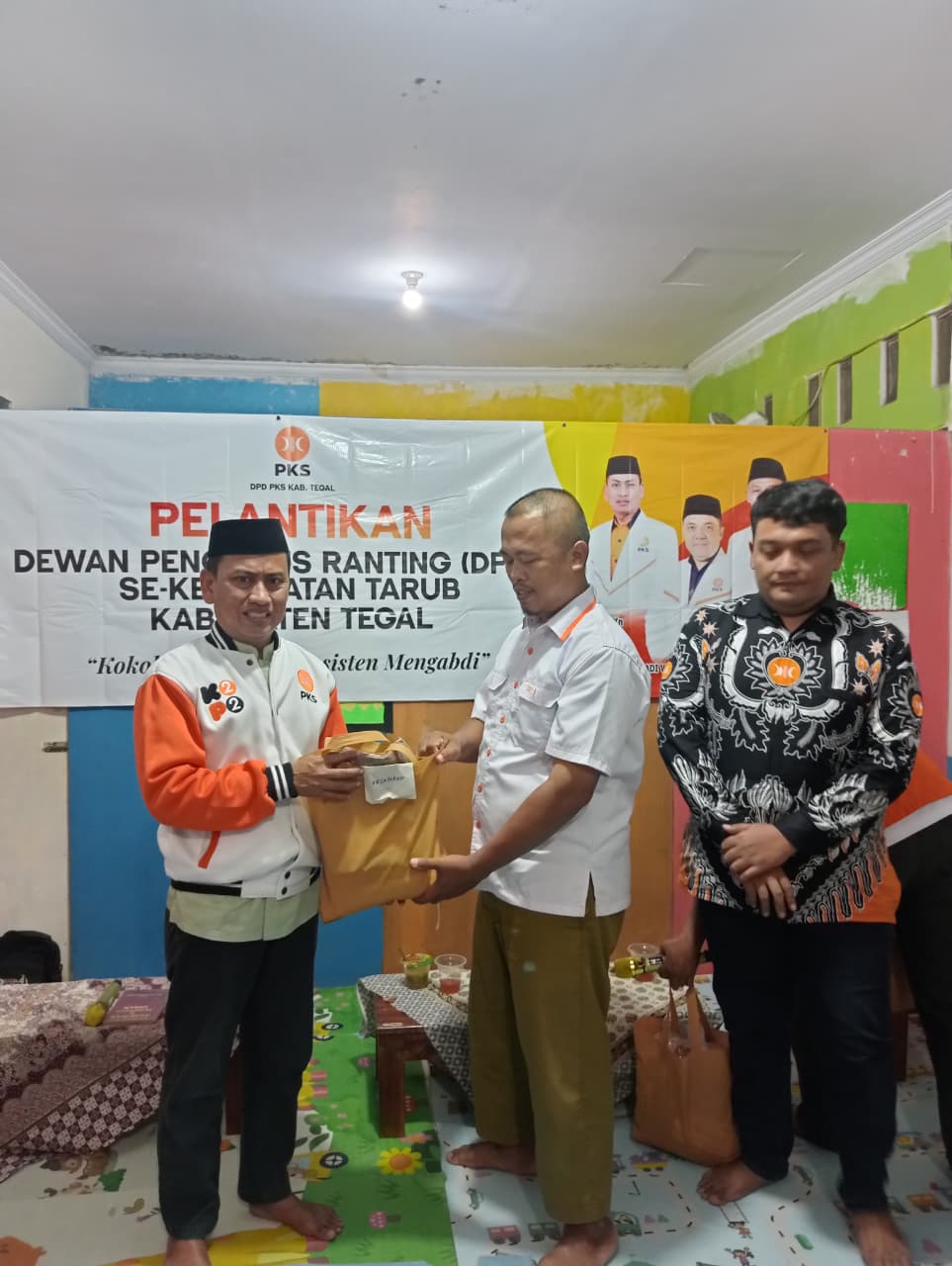 Bakhrun Lantik DPRa PKS Tarub, Sampaikan Pesan Perjuangan dan Amanah Lebaran dari Abdul Fikri Faqih